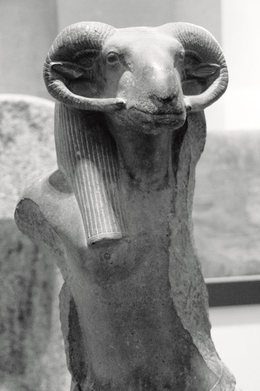 L'Egypte au Louvre (IMG_3359-NB).jpg